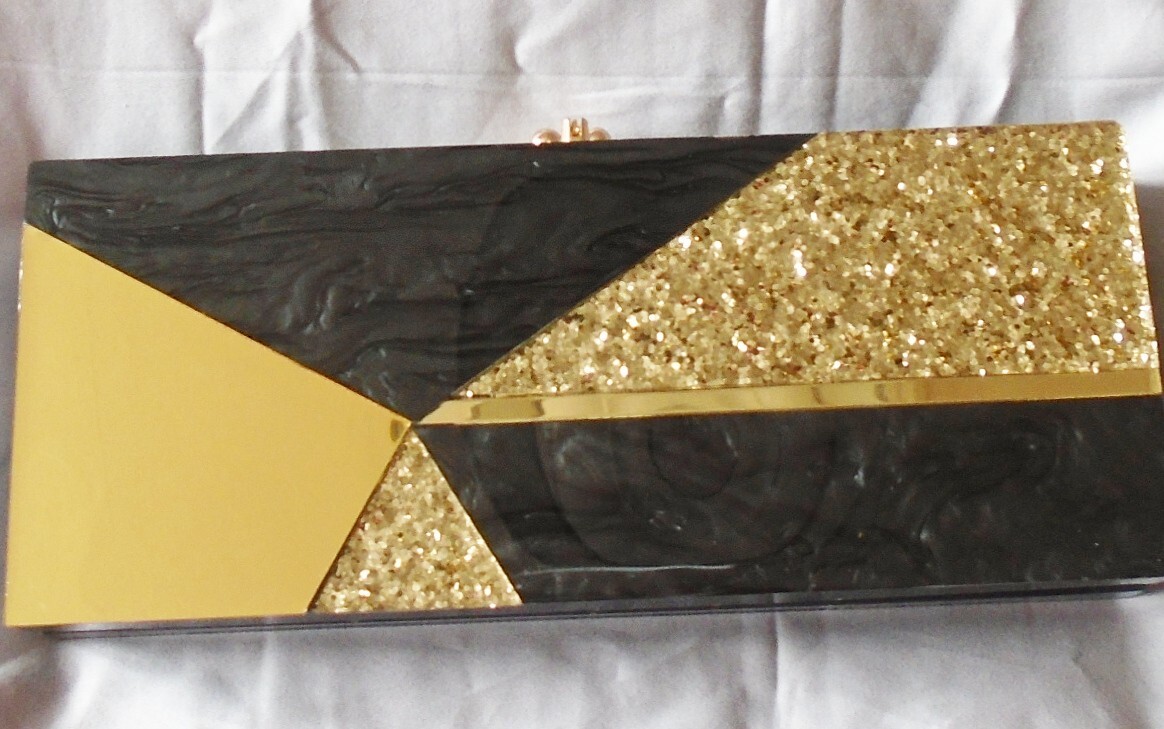 Picture 1 of 8