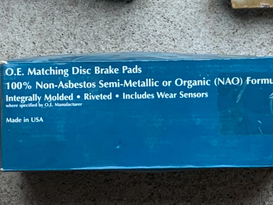 Se adapta a varias pastillas de freno orgánicas Chevy Dodge 1974-99 Kemparts D149 hechas en EE. UU. Foto 3 de 3