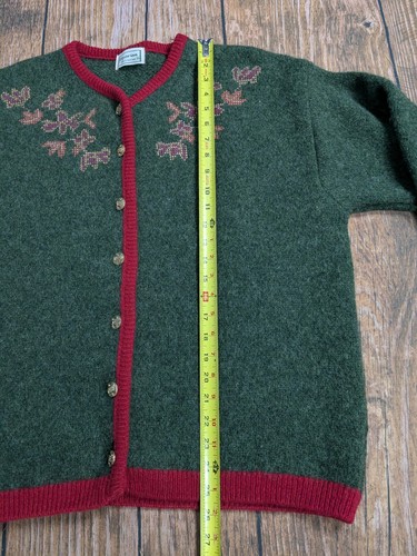 Vintage Equorian Hand Knit Cardigan 100% Shetland Wool Green Floral Womens Large - Picture 14 of 14