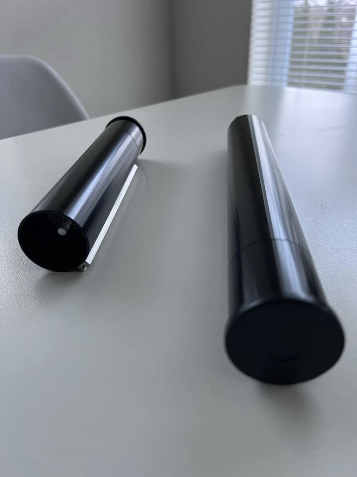 Un par de tubos de extensión de monorriel Sinar para cámara de gran formato Sinar P/P2/F/F2 Foto 3 de 4