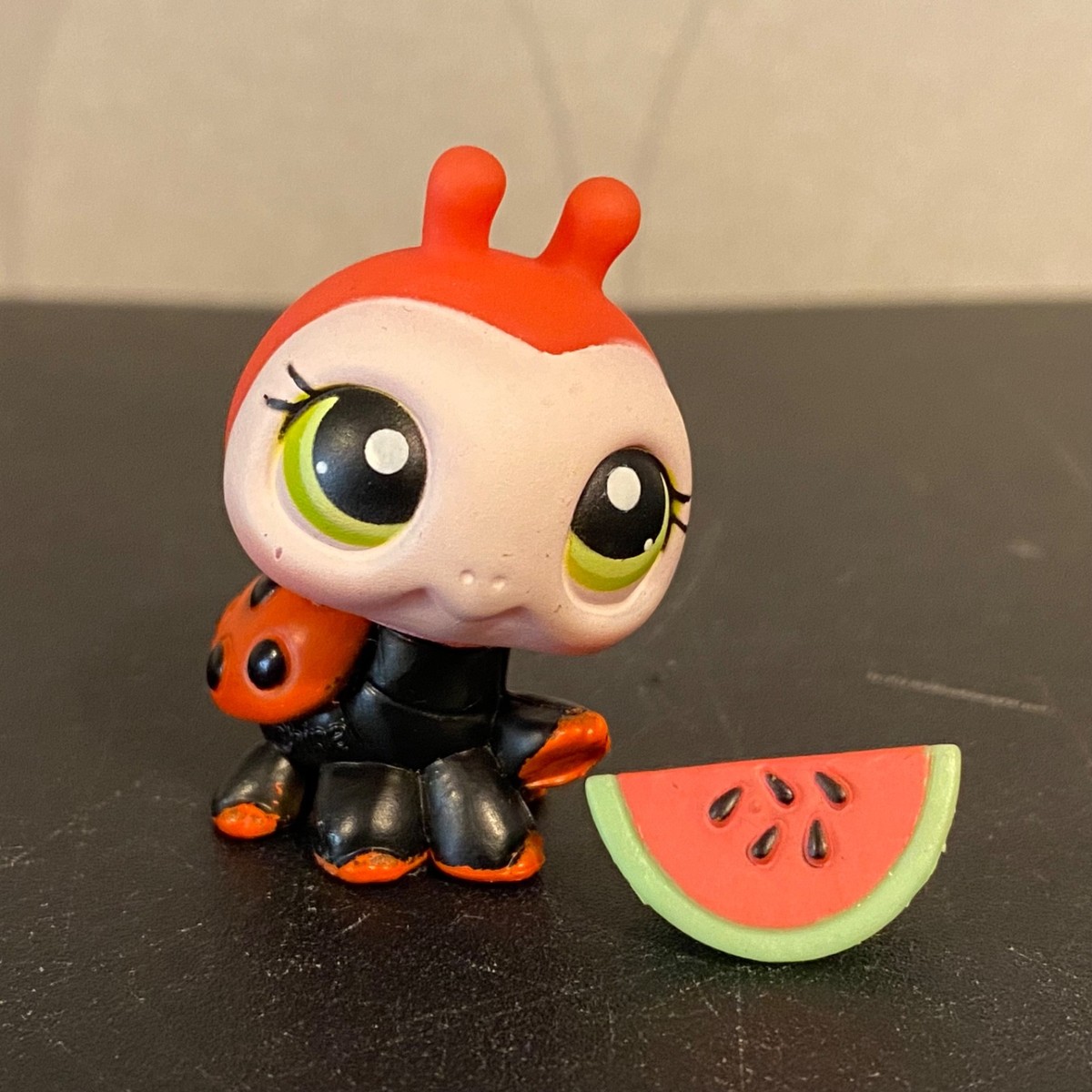 Authentic Littlest Pet Shop #221 Red black ladybug | eBay