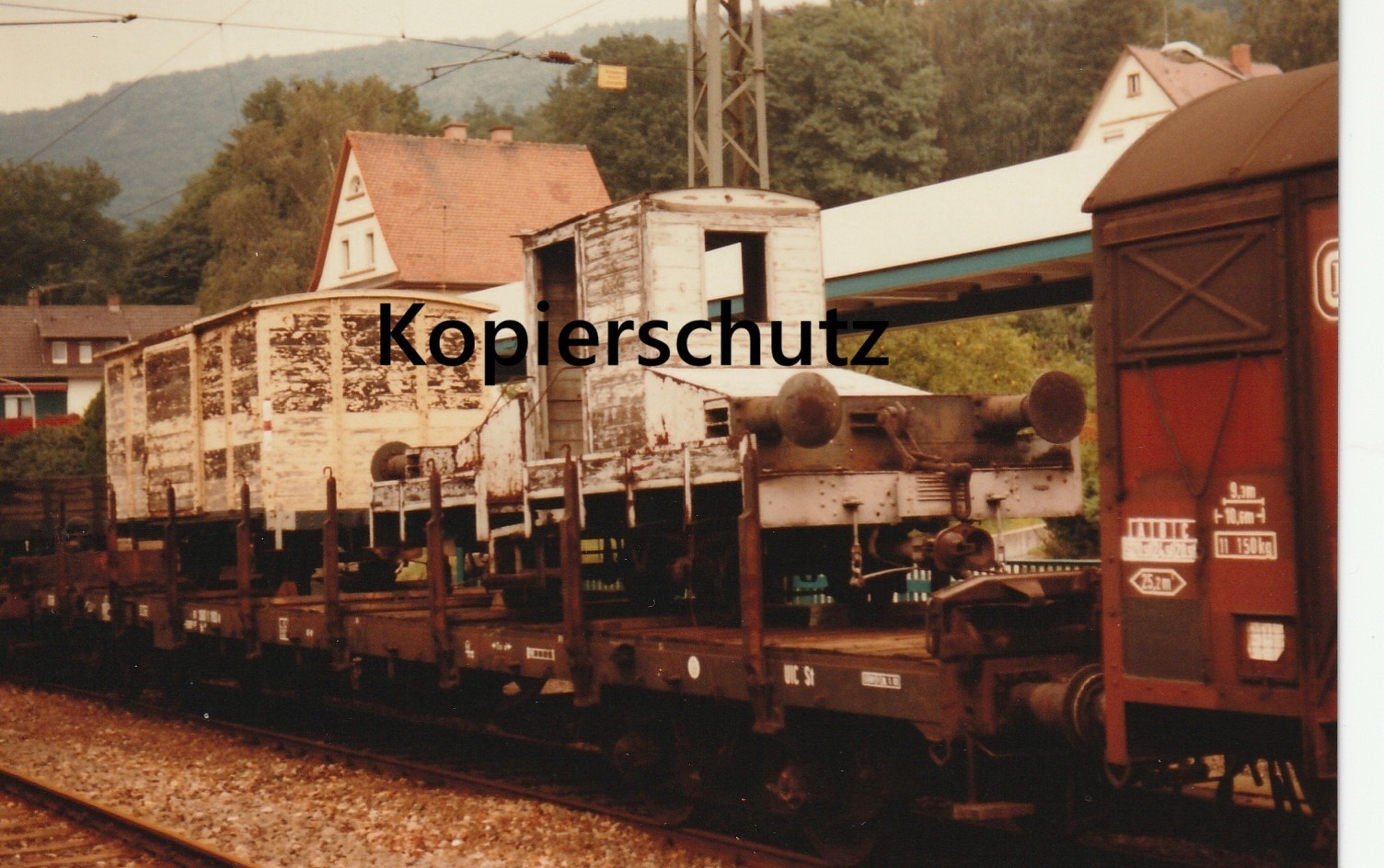 Bild 1 von 2