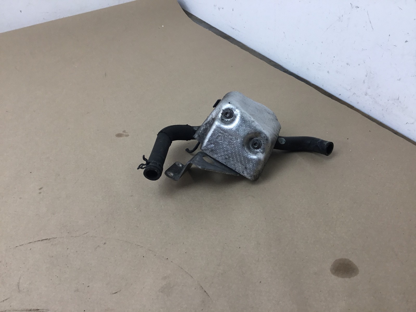 Bentley Bentayga 2019 V8 Auxiliary Water Coolant Pump Hose Pipe Line 16-20 ;:M