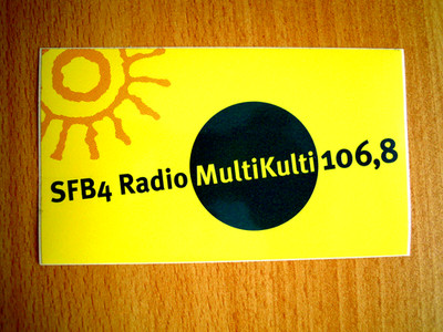 Aufkleber SFB 4 Radio + Multikulti + 106,8 alter Sticker Sammlung