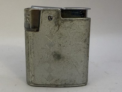 Vintage Ronson Varaflame Lighter Silver Tone USA Retro Collectible
