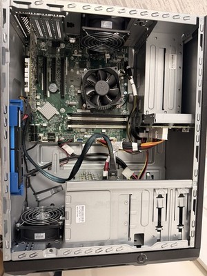 Hewlett Packard Enterprise ProLiant ML30 Gen10 Tower Server USB