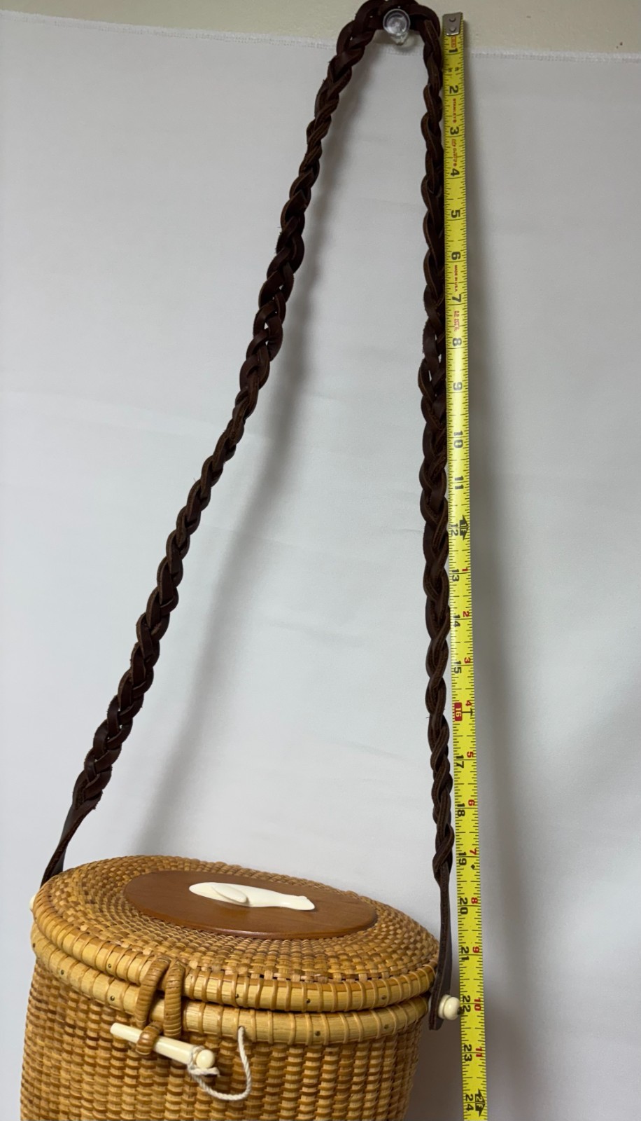 VTG Signed Kai O'Connell  1999 Nantucket Basket Purse w/Whale, Leather Strap