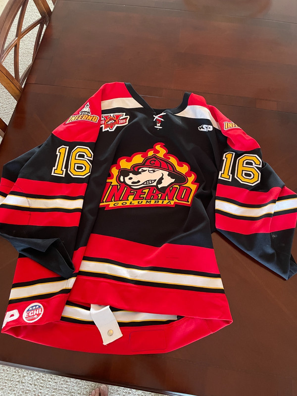 2005-06 ECHL Hockey Game-Worn Columbia Inferno Jersey #16 Matt Hubbauer  Meigray
