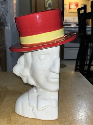 2020 Loot Crate WILLIE WONKA & THE CHOCOLATE FACTORY HalfBust Ceramic Cookie Jar