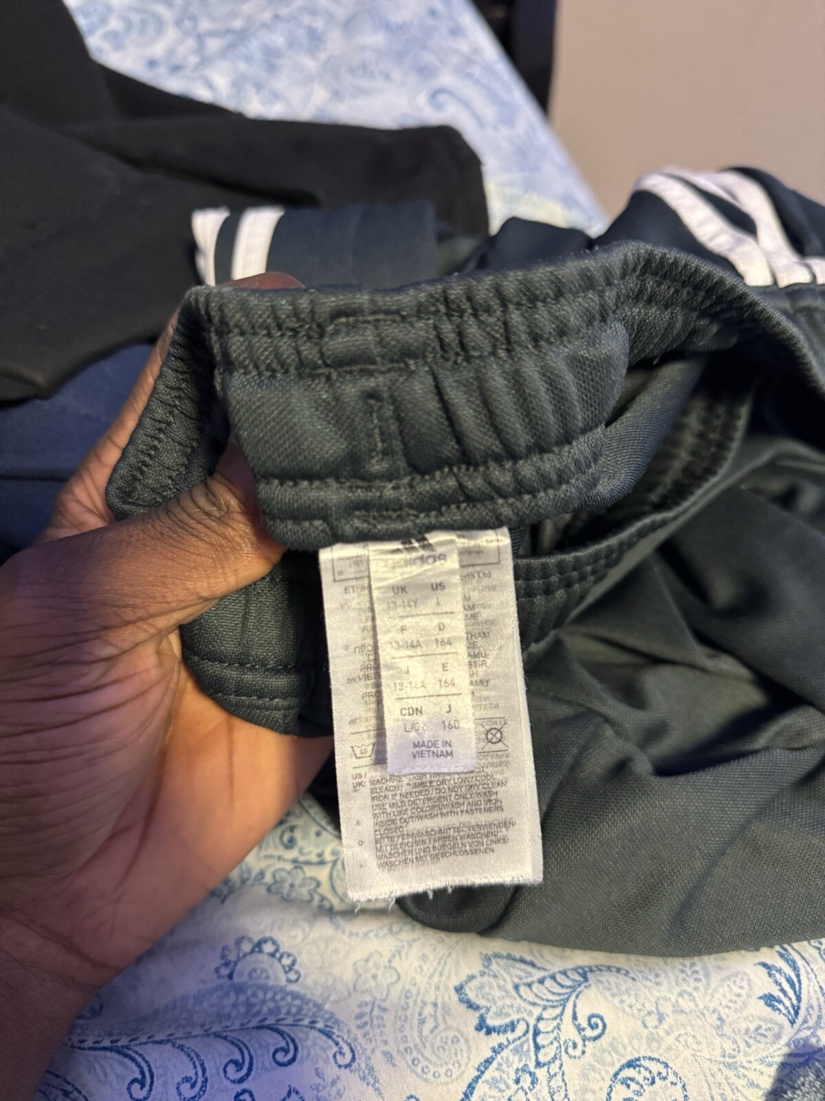 adidas pants - image 3