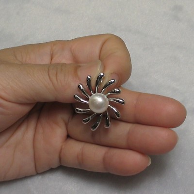 Sterling Silver 925 Sun Design White Pearl Pendant