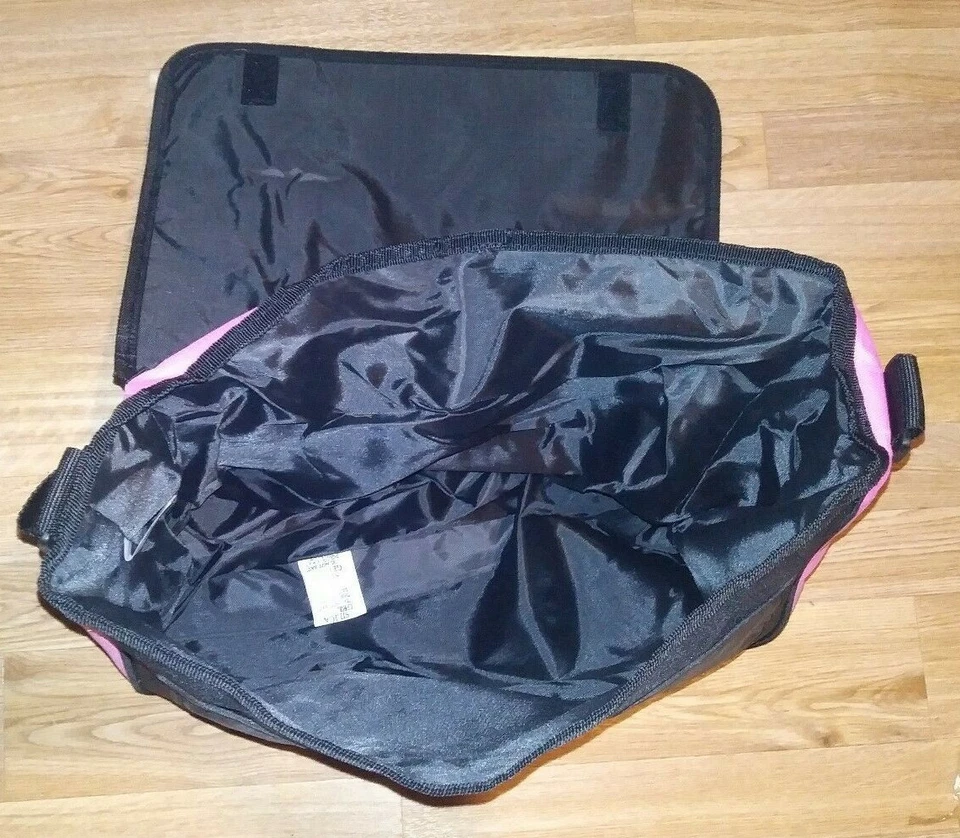 NEW Pink Trailmaker Shoulder Messenger Bag / DIAPER BAG - Image 4 of 4