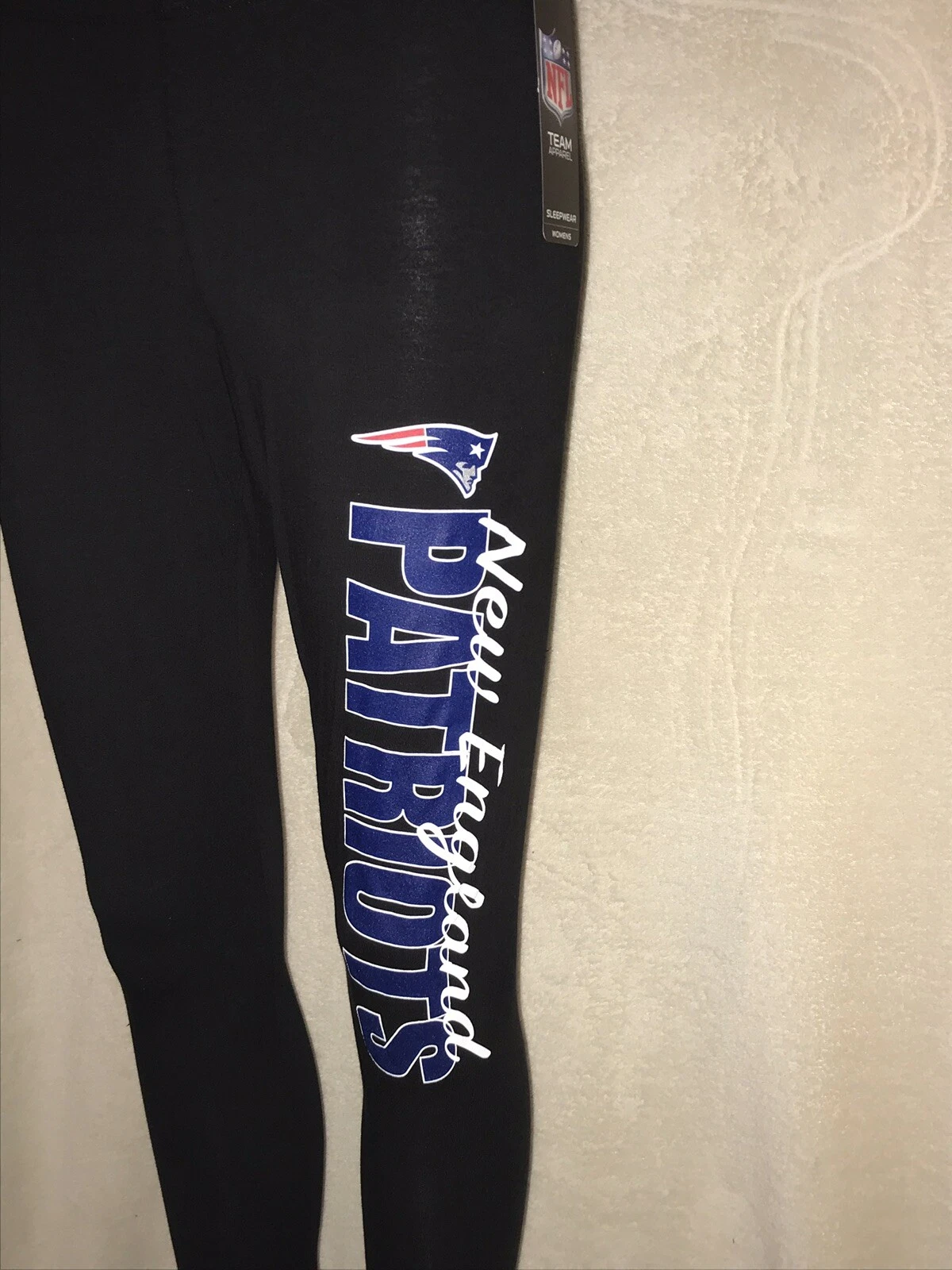 Women's New England Patriots Screen Print Black Solid Leggings