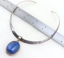 Vintage 925 Sterling Silver Southwest Mexico Lapis Lazuli Pendant Torc Necklace