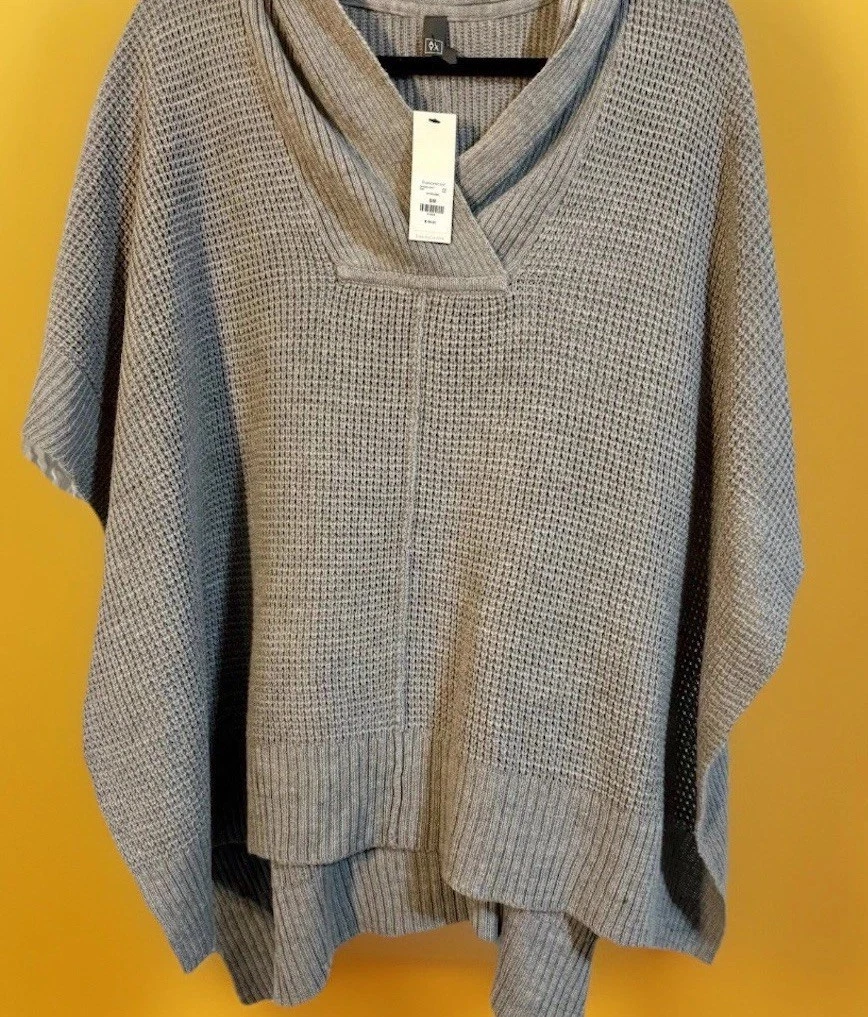 New Alya Francescas Knit Poncho Gray Cowl Neck S/M shawl MSRP $54 Oversized NWT