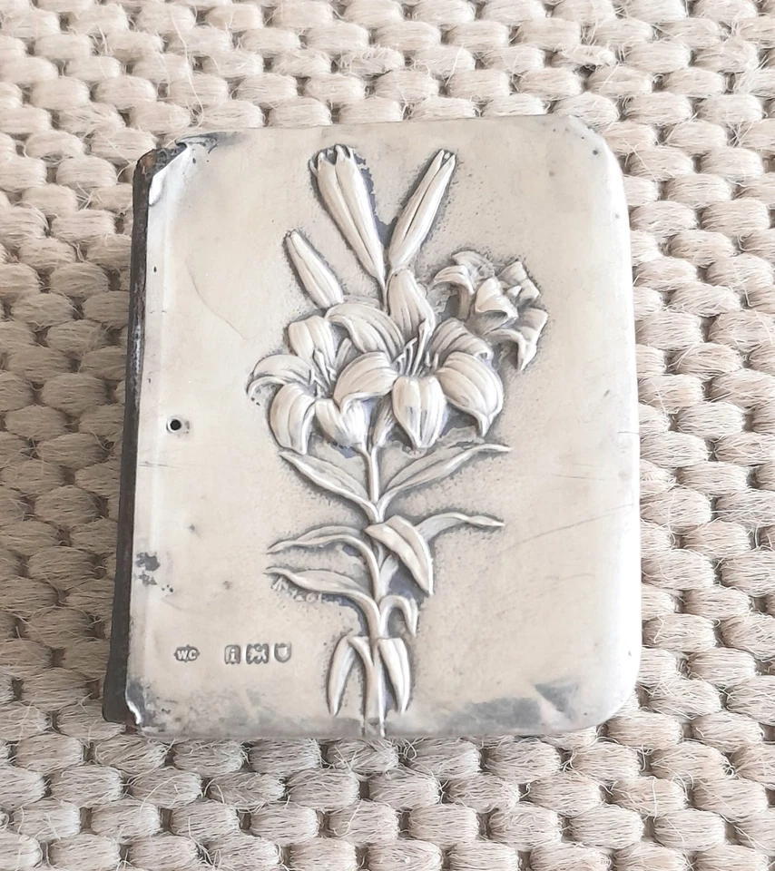 ANTIQUE MINIATURE HALLMARKED SILVER BOOKS, COMMON PRAYER & HYMNS, c1900 - Image 4 of 4