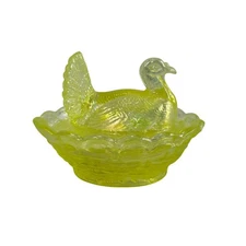 Boyd Glass 2.5" Turkey on Nest Vaseline Lemon Splash Carnival GLOWS Green