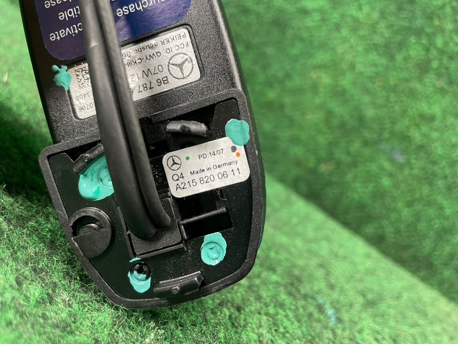 2005-2009 Mercedes Benz Bluetooth Phone Cradle Adapter Model B67875878 OEM