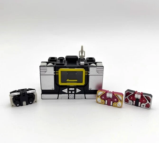 Robot Soundwave Black PocketToys PT-04B Walkman 3 Tape DX9 Action Figure Toy New - Image 2 of 4