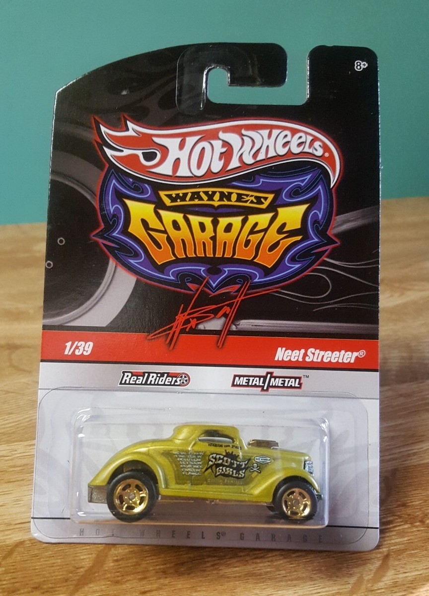 ミニカー HotWheels Wayne's GARAGE Amazon.com: Hot Wheels Wayne's Garage SHOE BOX AUTO CHASE 1