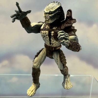 1993 Kenner Renegade Predator Action Figure Aliens vs Predator