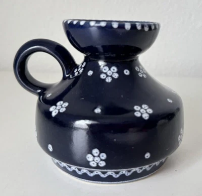 Gmundner Keramik Dirndl blau Blumenvase 10 cm GK1862 (2512DE29) 05/26 - Bild 1 von 4