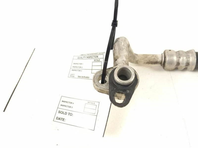 Dodge Charger 2009 tubo de manguera de succión de aire acondicionado Foto 4 de 4