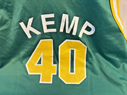 Vintage Sonics Basketball Jersey #40 Shawn Kemp Size XL 18-20 - Picture 5 of 6