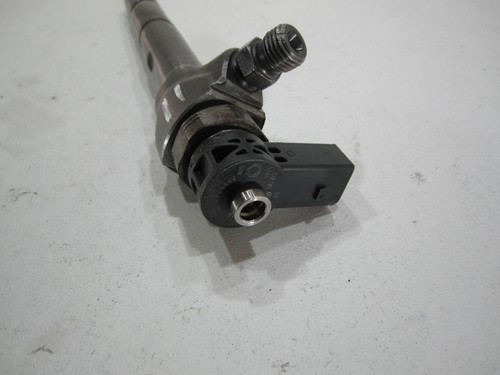 Volkswagen Caddy 2011.y 2.0 TDI Fuel injector 03L130855CX MRS10186 - Picture 2 of 4