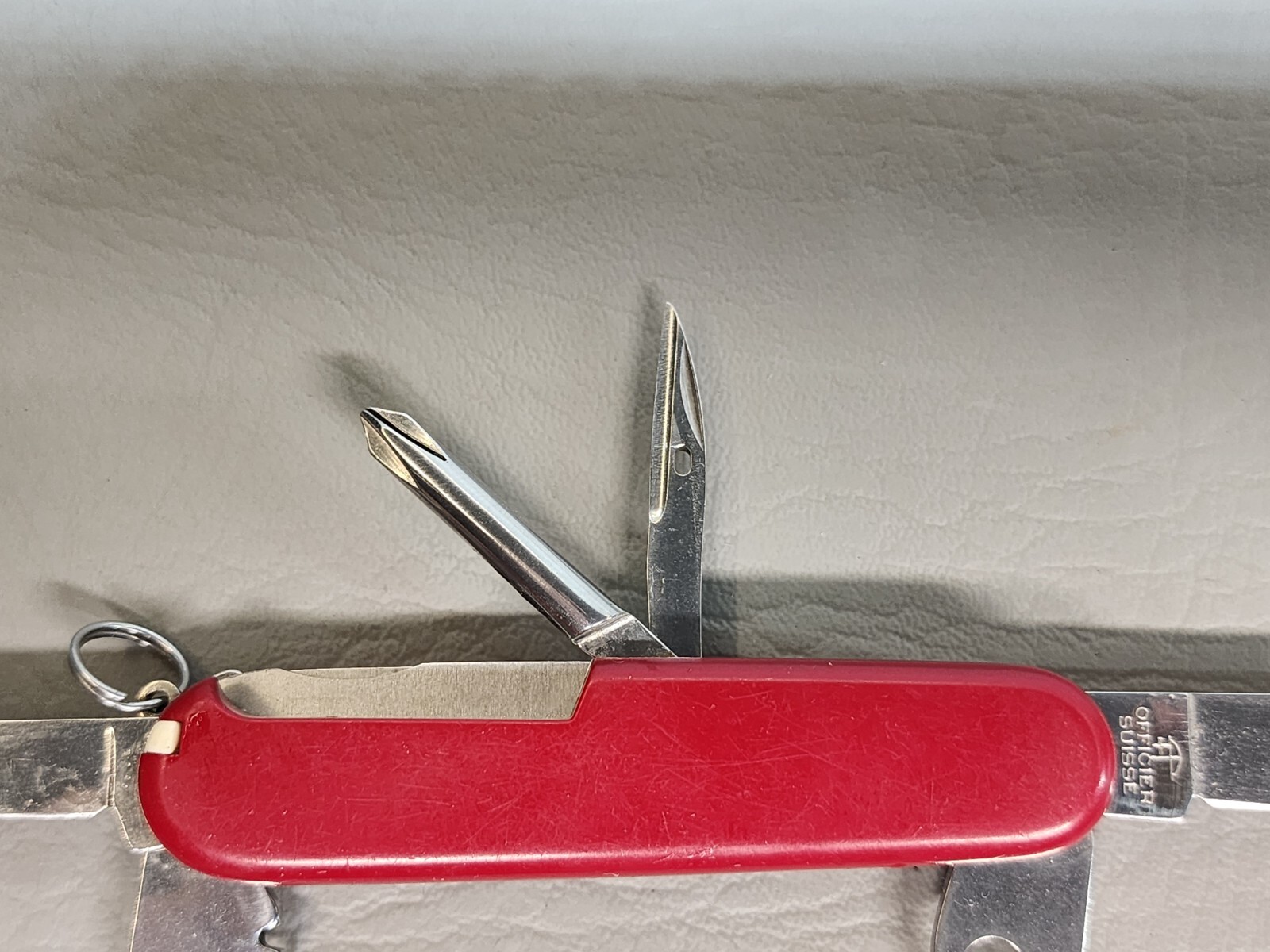 VICTORINOX OFFICER SUISSE 6 TOOL SWISS ARMY KNIFE eBay