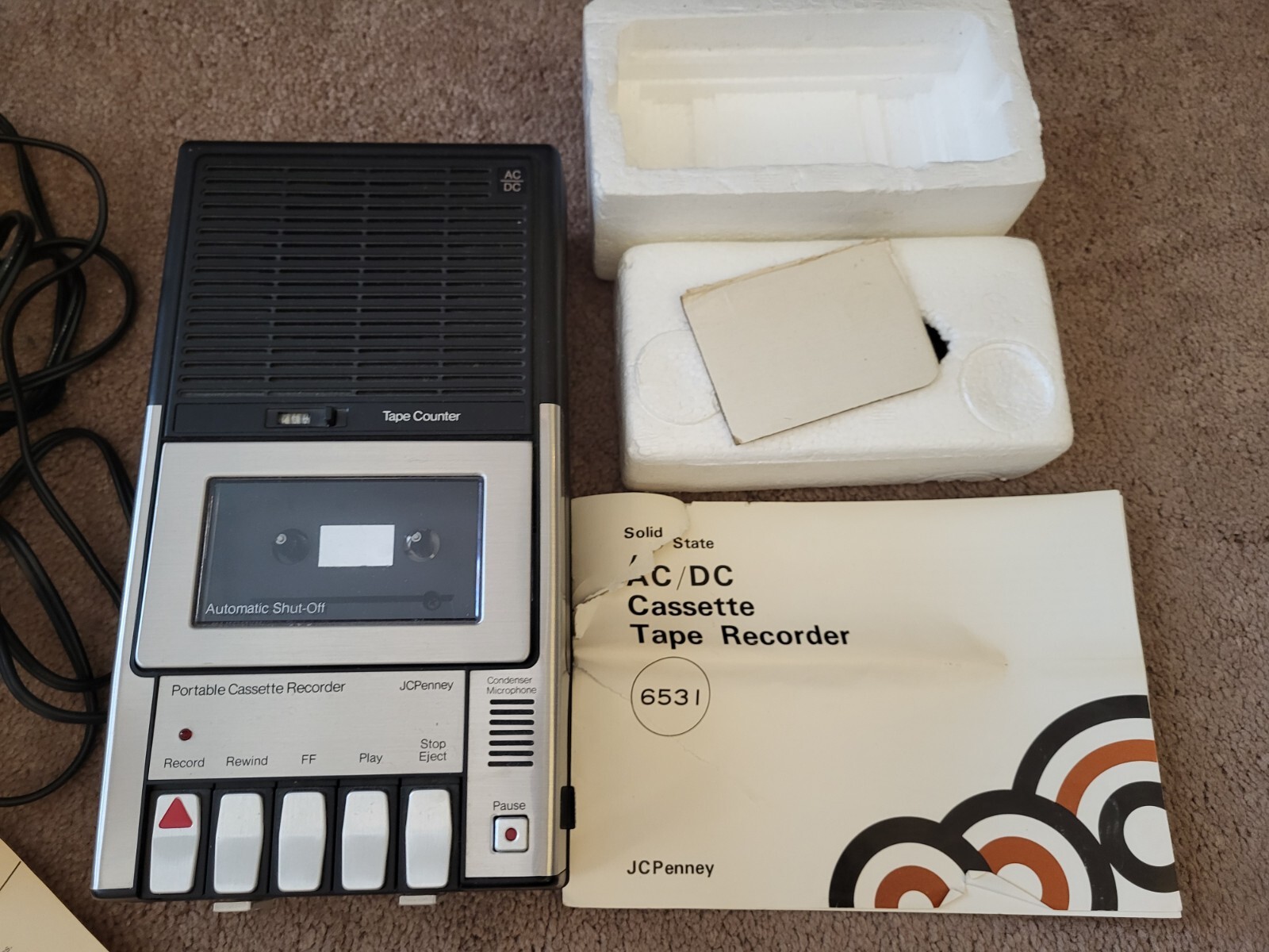 Vintage SOLID STATE CASSETTE TAPE RECORDER 6531 Battery/Line Cord In Box JCP