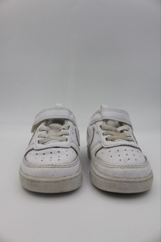 ~Nike White Signature All Day Play Shoes Sneakers~6C vgc - Picture 1 of 9