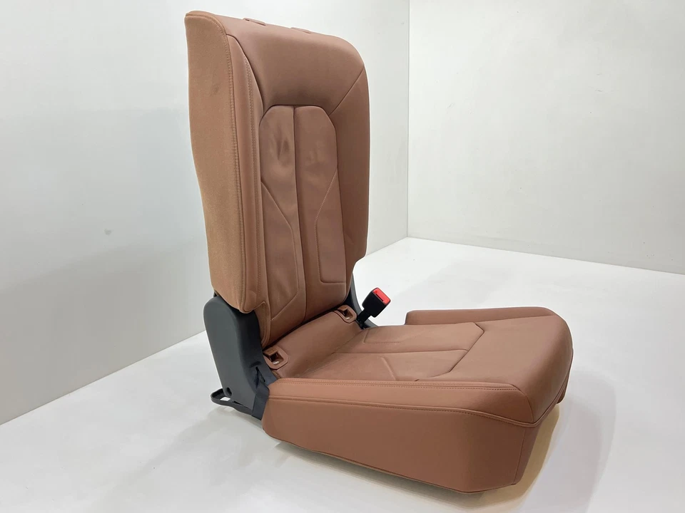 2019 - 2025 AUDI Q3 CONJUNTO DE ASSENTO DE COURO LATERAL DIREITO DO PASSAGEIRO FABRICANTE DE EQUIPAMENTO ORIGINAL MARROM_ML - Imagem 2 de 4