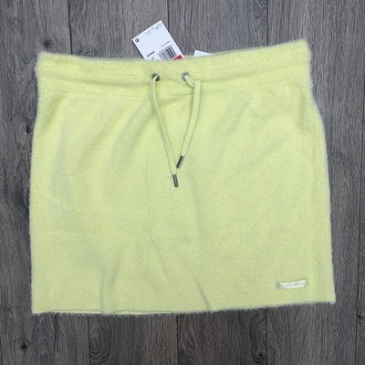 Air Jordan Fluffy Knit Mini Skirt Sweater Size Large Womens Yellow Slim Fit $100
