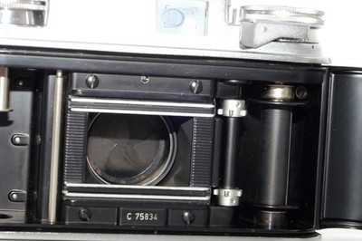 Voigtlander Prominent-II rangefinder camera. Ultron 50mm f2 lens