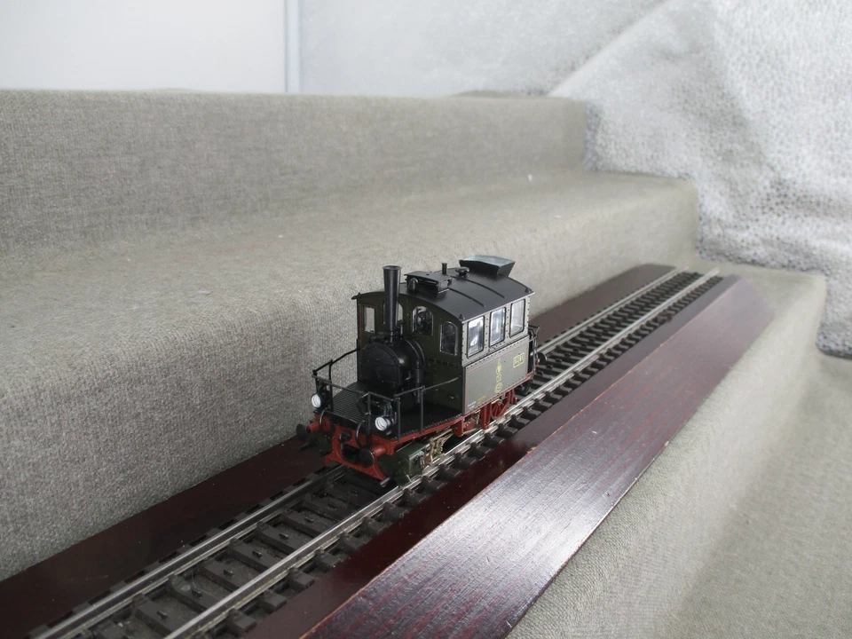 Roco Spur H0 43337 Dampflok BR T2 "Glaskasten" der KPEV 6081 Altona Analog OVP - Bild 2 von 4