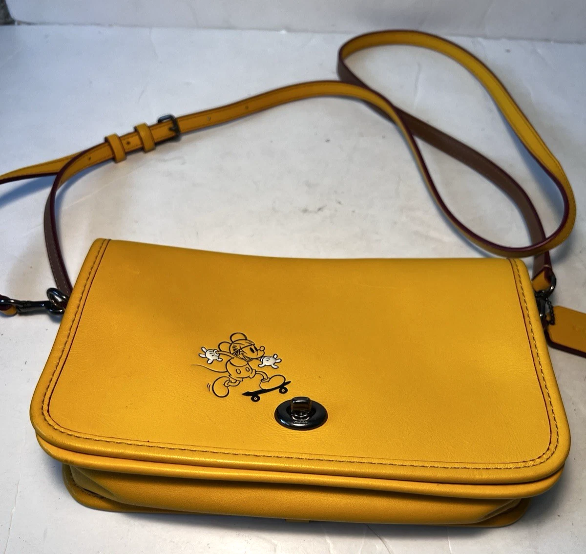 【希少】 COACH ディズニーコラボ ボディバッグ レザー イエロー ブラック Coach Mickey Box Handbags for Women for sale | eBay