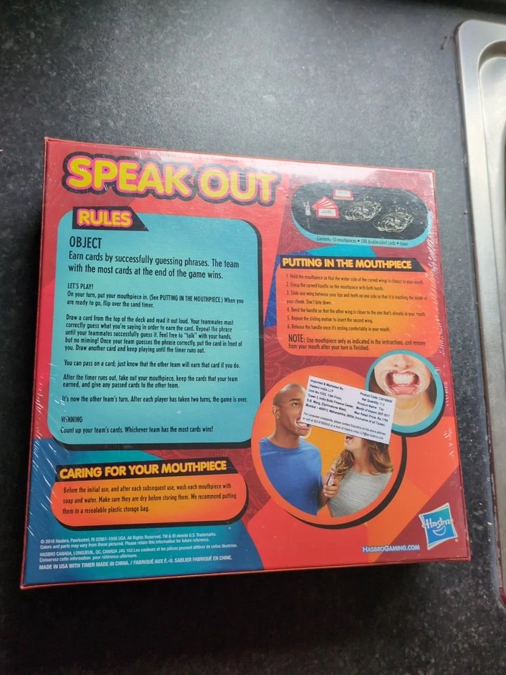HASBRO GAMING SPEAK OUT - Includes 10 Mouthpieces - New Factory Sealed - Image 3 of 3