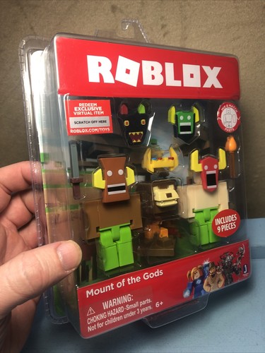Juego de 9 piezas de figuras y accesorios Roblox Mount of the Gods y código de artículo virtual - Imagen 2 de 4