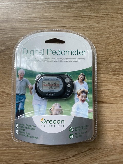 Oregon Scientific Pe320 Pedometer With Distance Counter for sale online ...