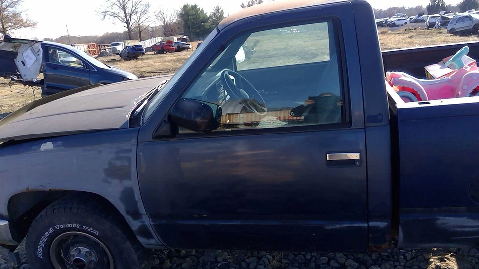 Radiador 88 89 90 91 92 93 94 95 GMC PICKUP 1500 Foto 4 de 4