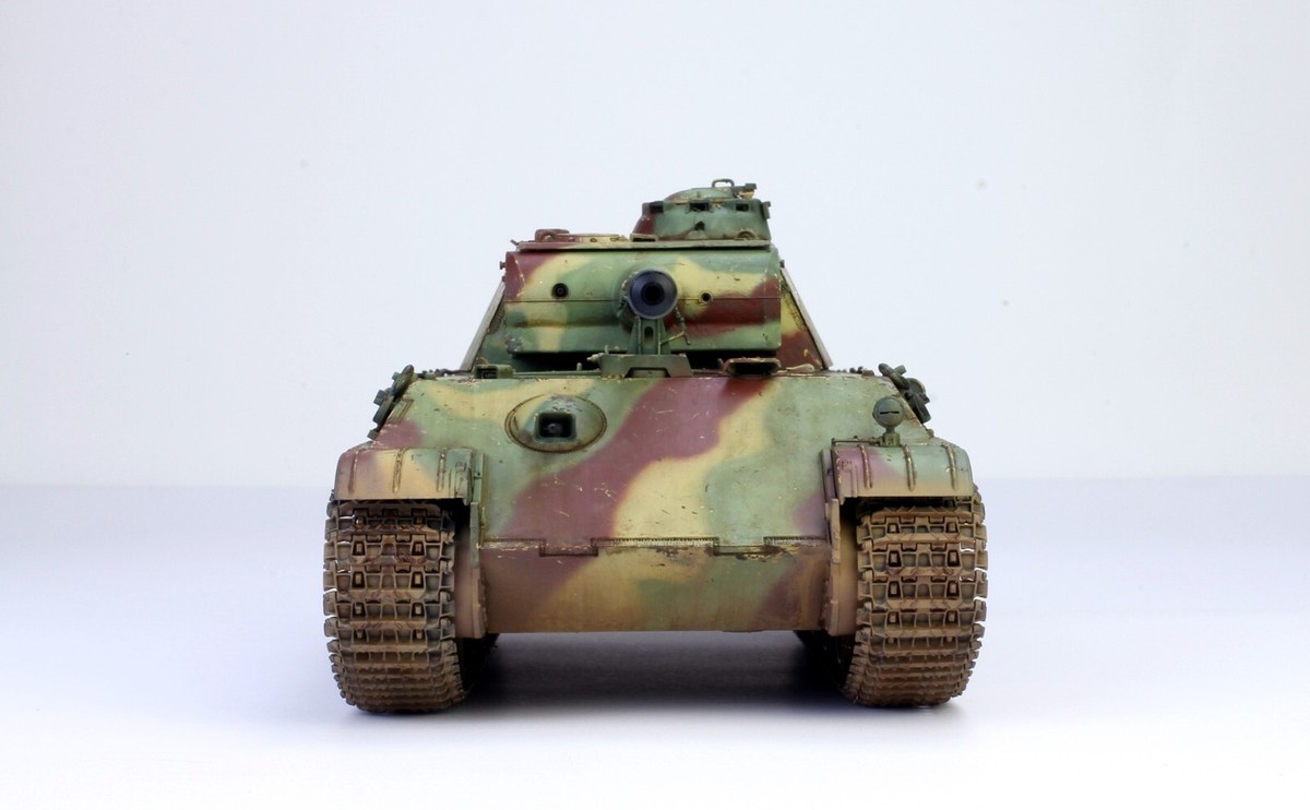 Pre-Order) German Panther Ausf. G Late Production WW2 1:35 Pro
