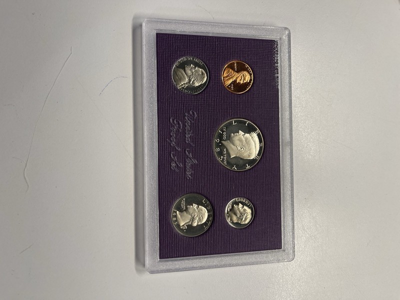1985 United States Proof Set Original Holder, San Francisco Proof $1 Copper