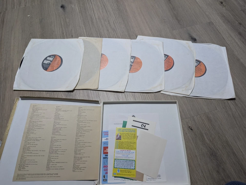 Jim Reeves Golden Memories - 6 LP Box Set & Booklet - Easy Country & Western - Image 2 of 4