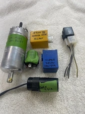 Jaguar XJ6 Series III spare relays fuel pump CBC5657 DAC1562 DAC1329 DAC1027