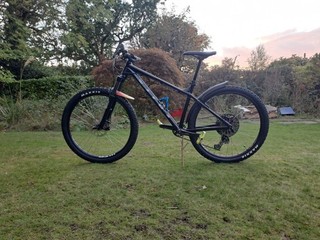 Vitus 27.5in Hardtail MTB MEDIUM Hydraulic Disc Shimano SLX Black