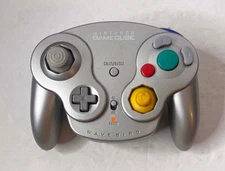 Nintendo GameCube Wavebird Controller Only No receiver  DOL-004 Platinum Silver