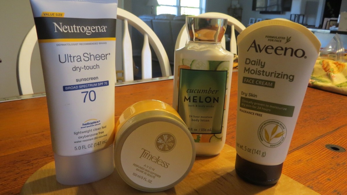 RefletBonheur フェイスクリーム 4個セット 4 Various Women's Cosmetic Package, Face Cream, Skin Lotions