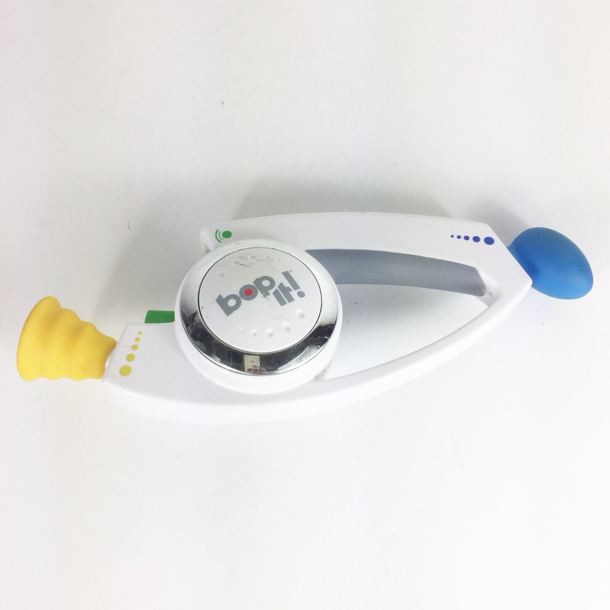 (未使用･未開封品)　Bop It! Game df5ndr3 Hasbro Bop It! Electronic Game for Kids (E6393000) for sale