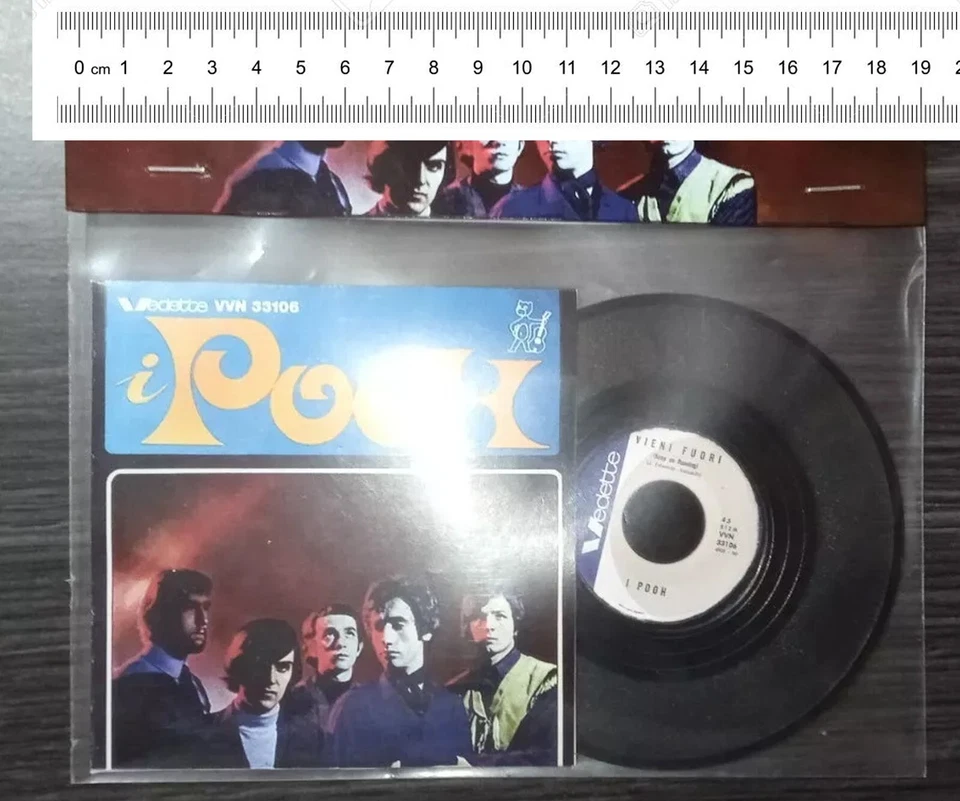 recente gadget NO 45 giri NO music (NO real 7") i pooh vieni fuori uomo di ieri - Immagine 4 di 4